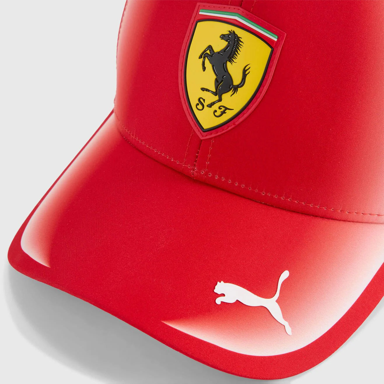 Gorra Jr Ferrari 2026