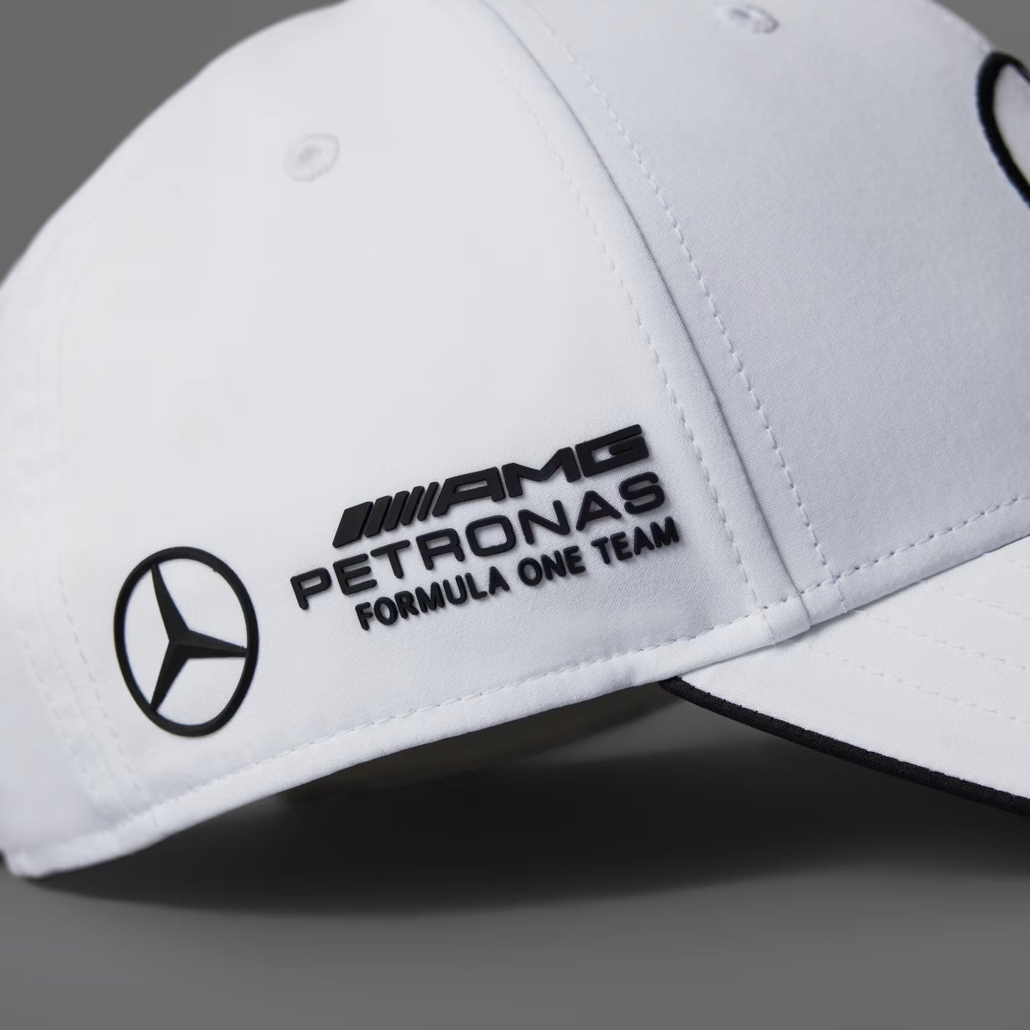 Gorra Mercedes Amg Petronas Blanca 2025