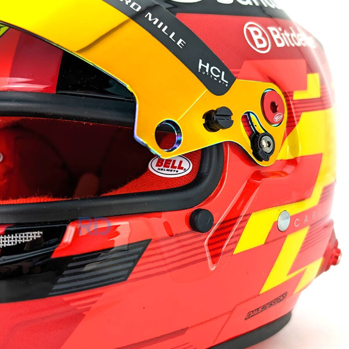 Mini Helmet Carlos Sainz Temp 2024 Escala 1/2