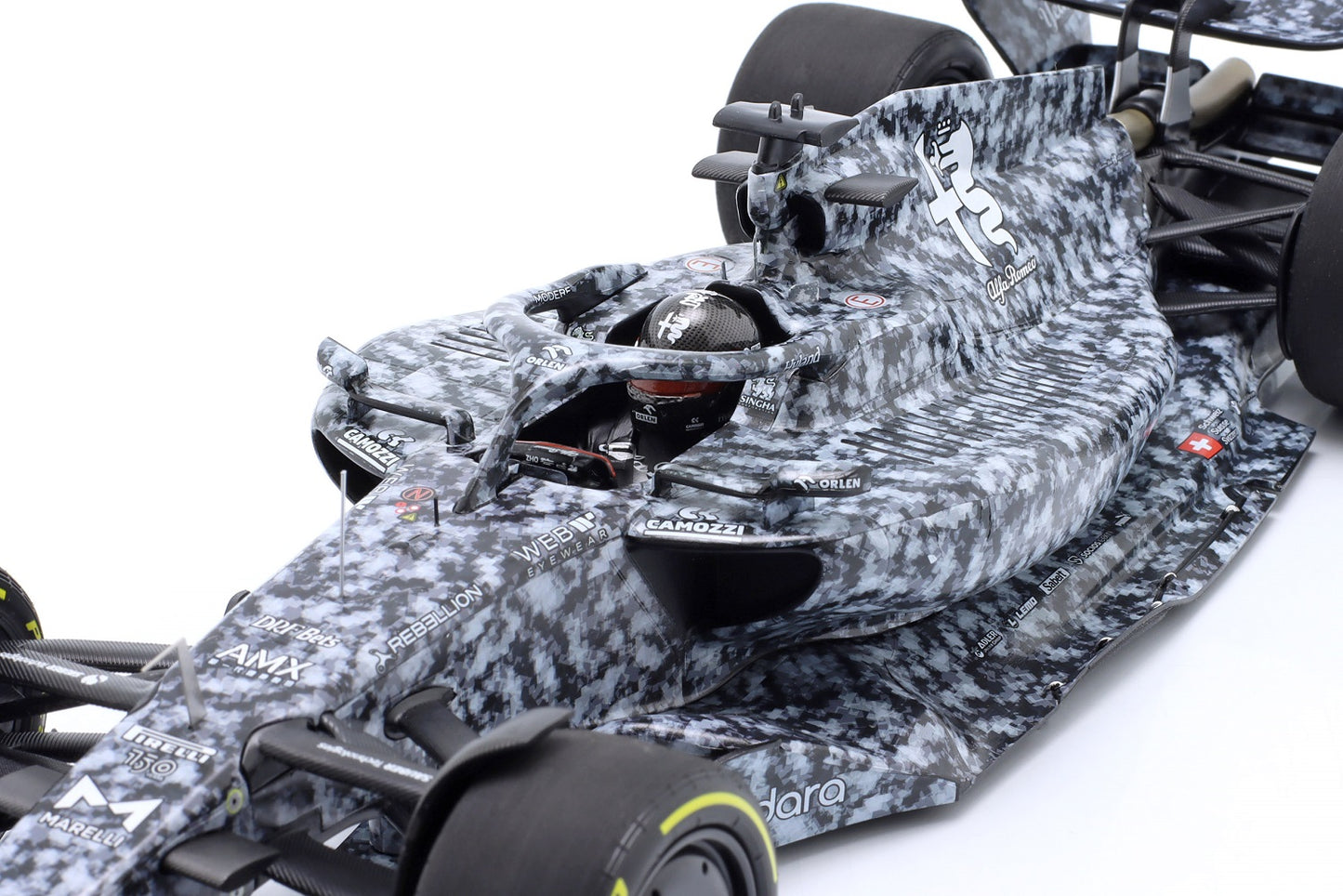 Minichamps Alfa Romeo C42 Zhou Guanyu Test Barcelona 2022