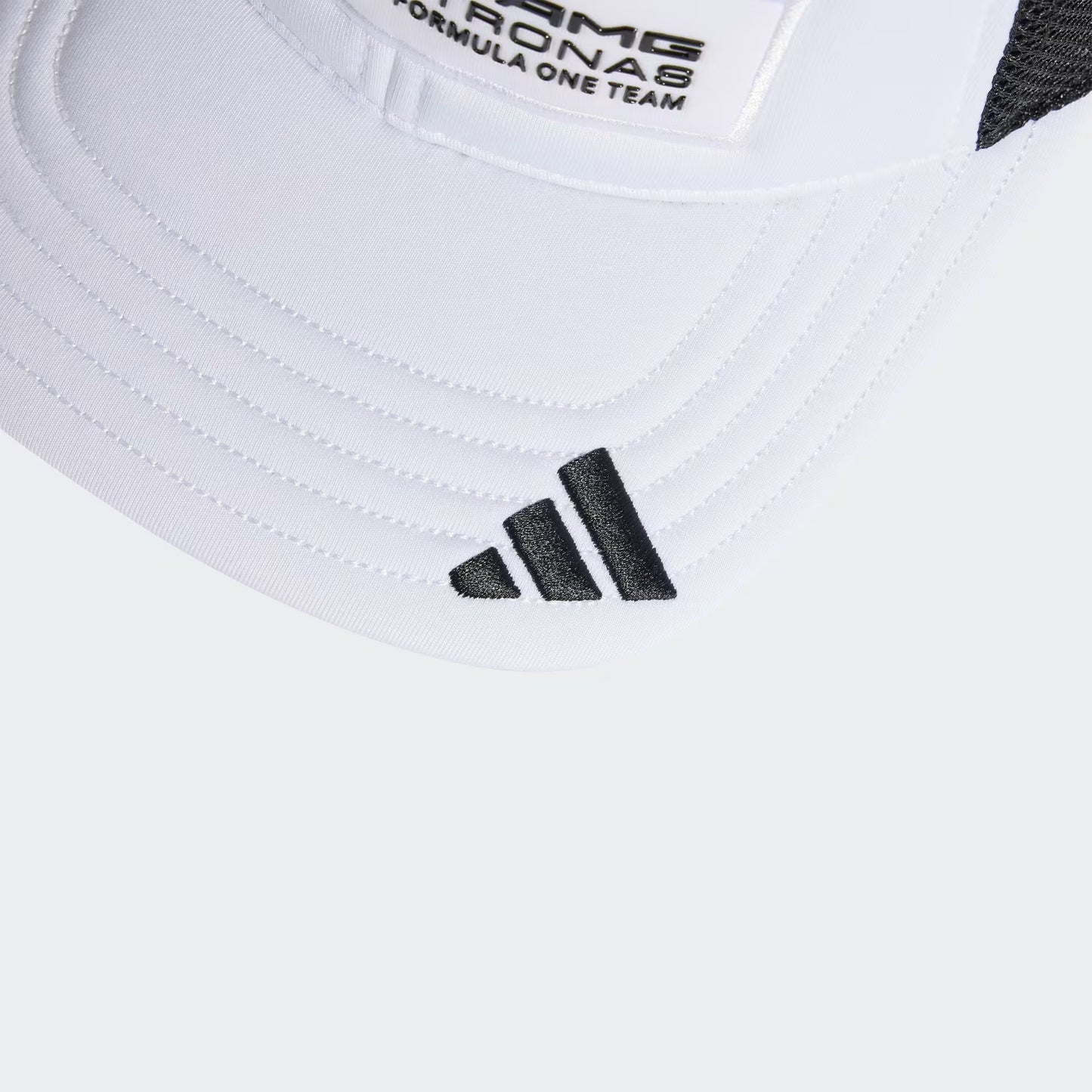 Gorra Trucker Mercedes AMG Petronas Blanco/Negro 2025