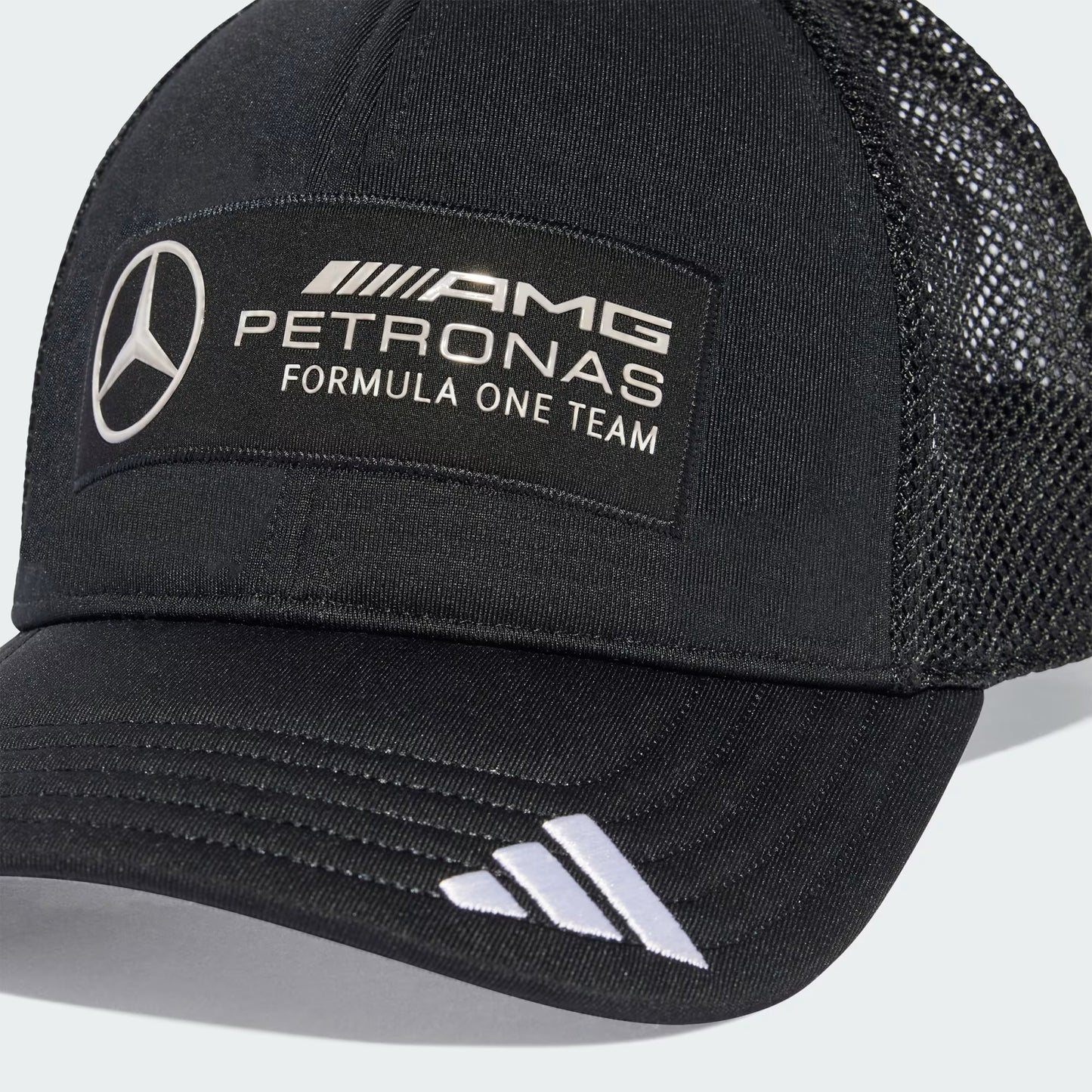 Gorra Trucker Mercedes AMG Petronas Negro 2025