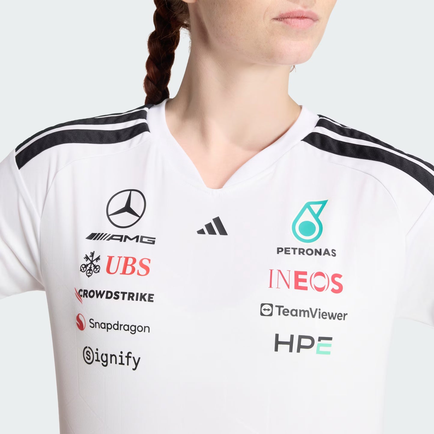 Playera Oficial para Dama Mercedes AMG Petronas Color Blanco 2026