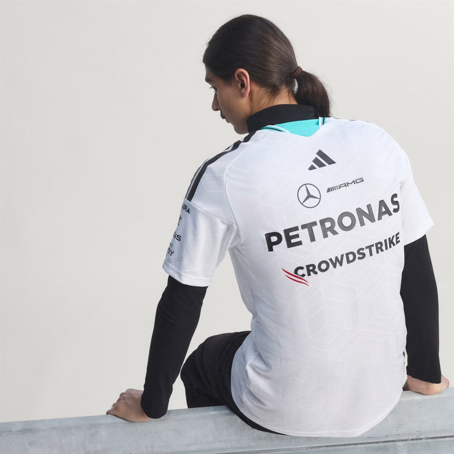 Playera Authentic Mercedes AMG Petronas Driver Blanco