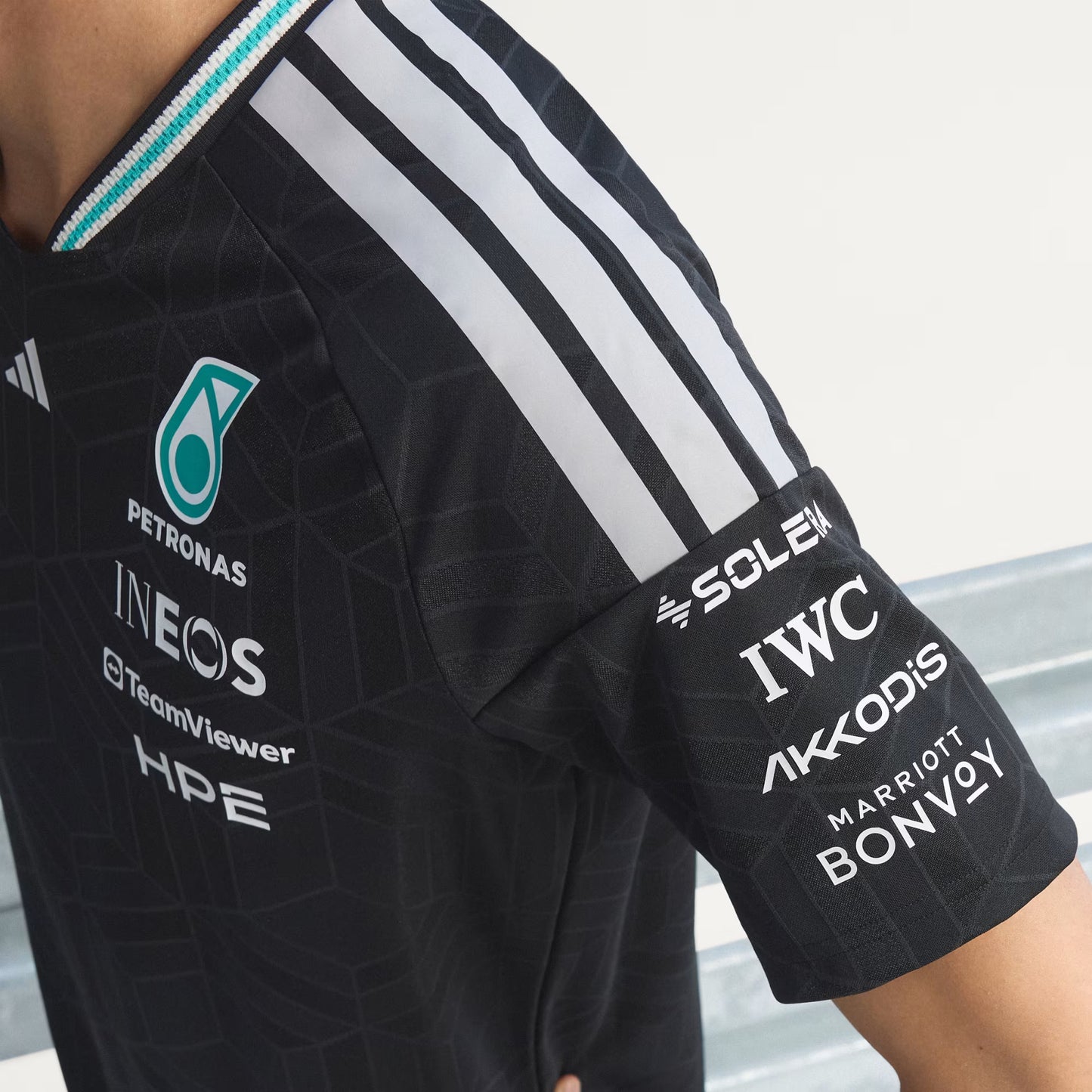 Playera Authentic Mercedes AMG Petronas Driver Negro