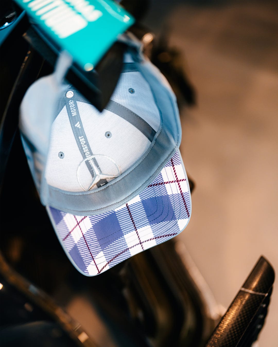 Gorra Mercedes Amg Petronas - Silverstone 2025