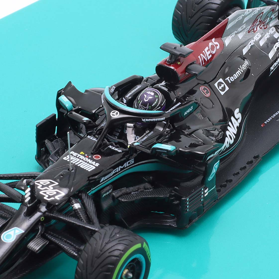 Minichamps - Lewis Hamilton 2021 - Lh100 - Sotchi 1/43