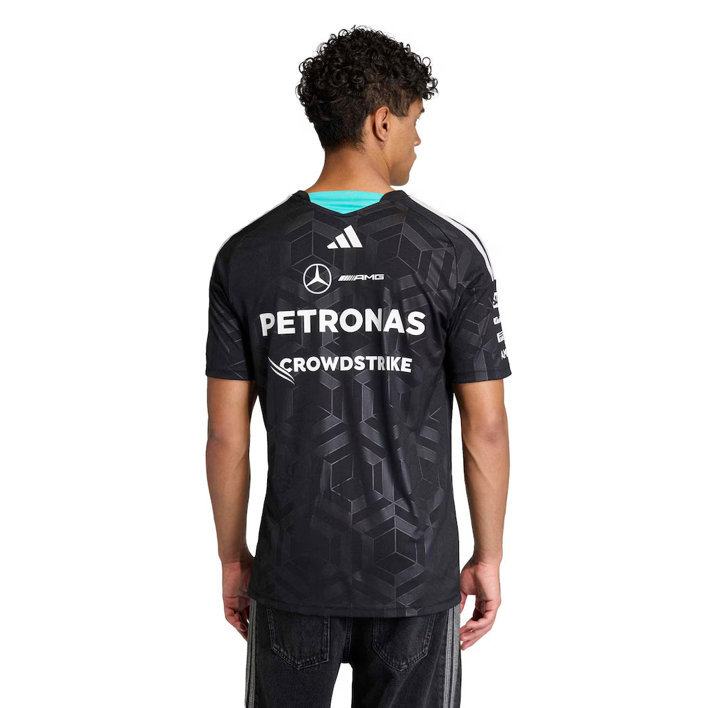 Playera Oficial Mercedes AMG Petronas Color Negro 2026