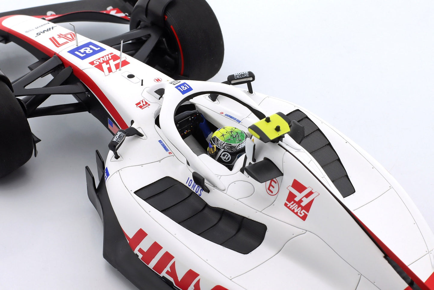 Minichamps Haas F1 Team Mick Shumacher Bahrain 2022