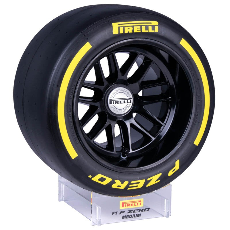 Pole Position Award Pirelli Compuesto Medio