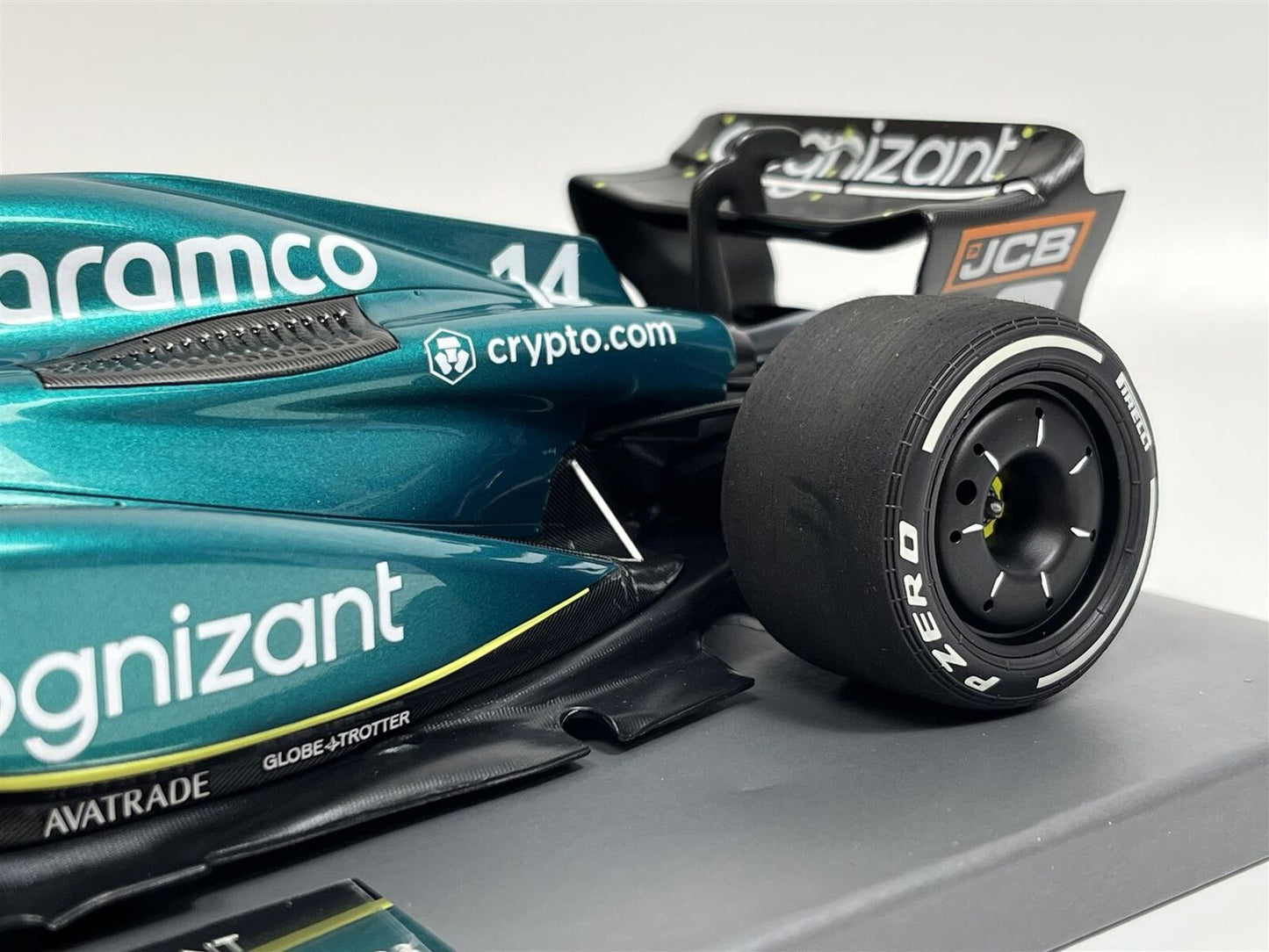 Minichamps Aston Martin Fernando Alonso Bahrain 2023