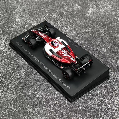 Sparky Alfa Romeo C42 -Zhou Guanyu 1/64